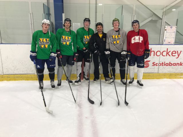 WaterlooU16's tweet photo. Great having @alumwaterloo @keean99 @_ChrisPlayfair @Schnarzy68 @NICK_KING9 @nathanallensen join us for practice tonight as they are home for holidays #alumni https://t.co/YlyqKaSyRK