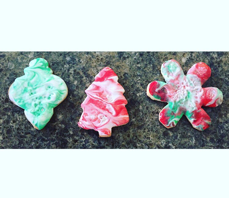 Bakeddwithlove's tweet photo. Made some marble sugar cookies this weekend 🎄❄️ #baking #cookies #christmas #Christmascookies #bakeddwithlove https://t.co/ZBL7iG0k9A