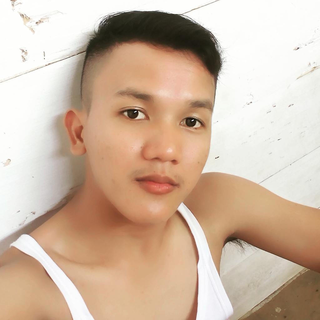 anispah1's tweet photo. ada orang sekitar mamuju kota gk? https://t.co/9ok26KNrHX