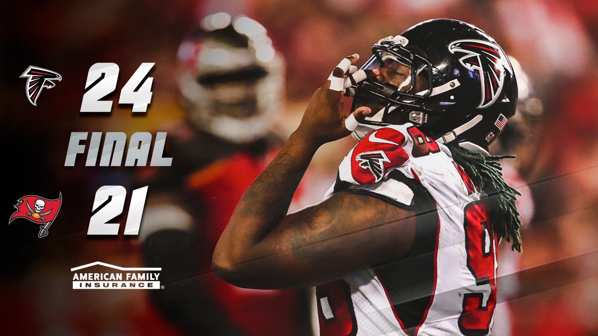 Sport pages. Шеннон Скай.