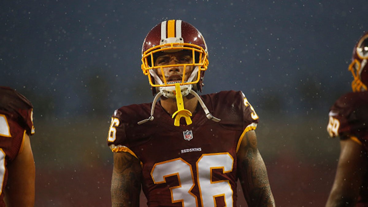 pressnational1's tweet image. (NBC4 Washington) #Redskins #Cravens Cited for Speeding, Claims Racial Profiling :.. storiesflow.com/887061712/reds…