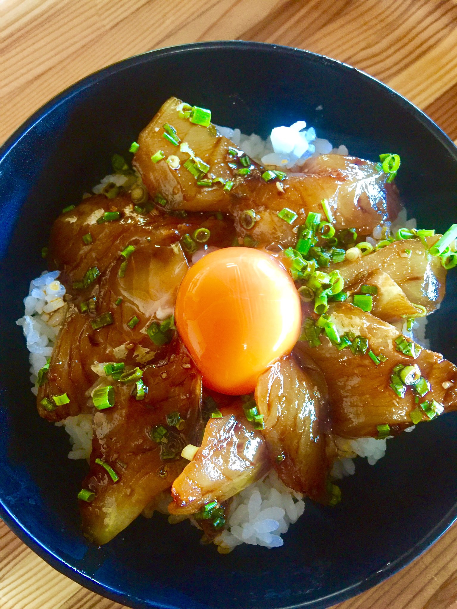 くろまめ まかない飯 スズキの漬け丼 フト食堂 まかない飯 富土漁港 朝獲れ魚 感謝 T Co Qdm1hs8dci Twitter