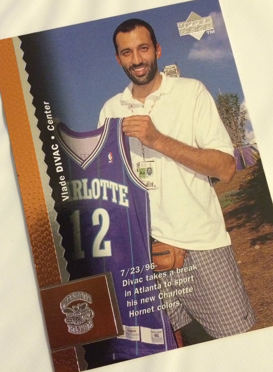 RandomIsThePlan's tweet photo. On @kobebryant's night, let's remember the guy who made it all possible. #Ko8e24 #ThanksVlade @bgoodvlade @SHAQ @LakersReporter @BleacherReport @lakers https://t.co/9W294A1L95