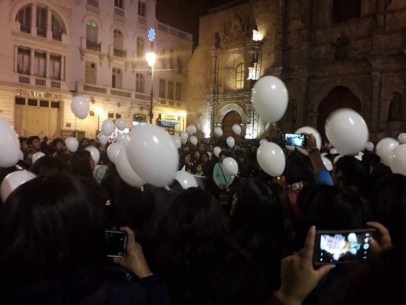 eejwithyou's tweet photo. #RosesForJonghyun  

Project Shawol Bolivia 

Cr. betty_paco https://t.co/kcKUAnYMva