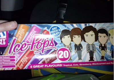 agriegelis1975's tweet photo. One Direction Ice Pops #BadThingsToRegift https://t.co/XxJRjf5StL
