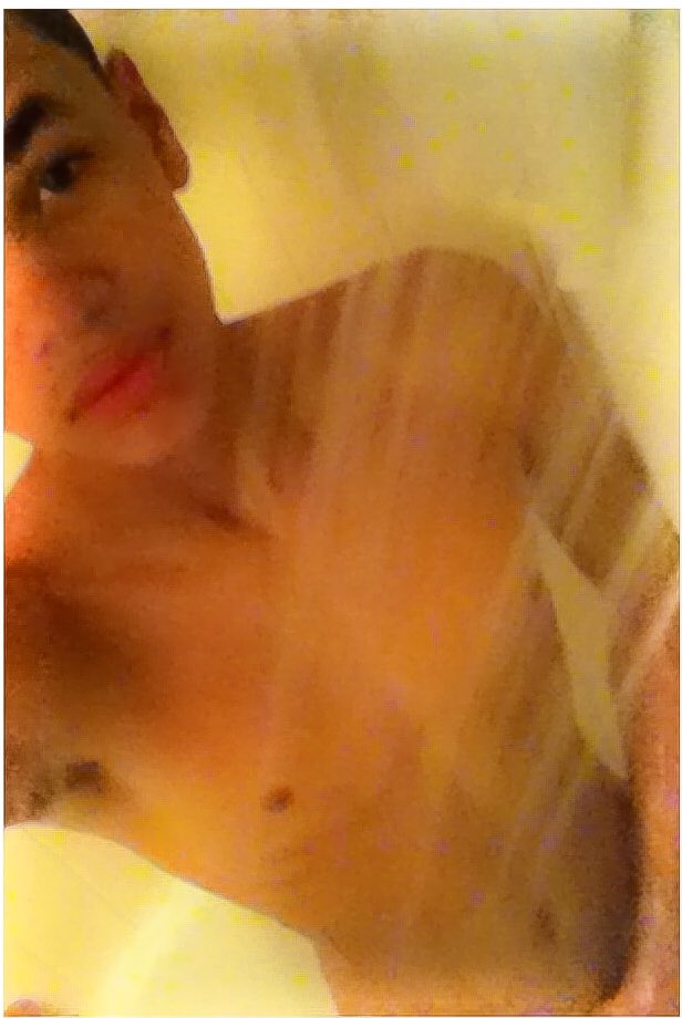 I always post shower pics, but I don't think you guys mind ??#Gay #Horny https://t.co/bXP0yyqgDi
