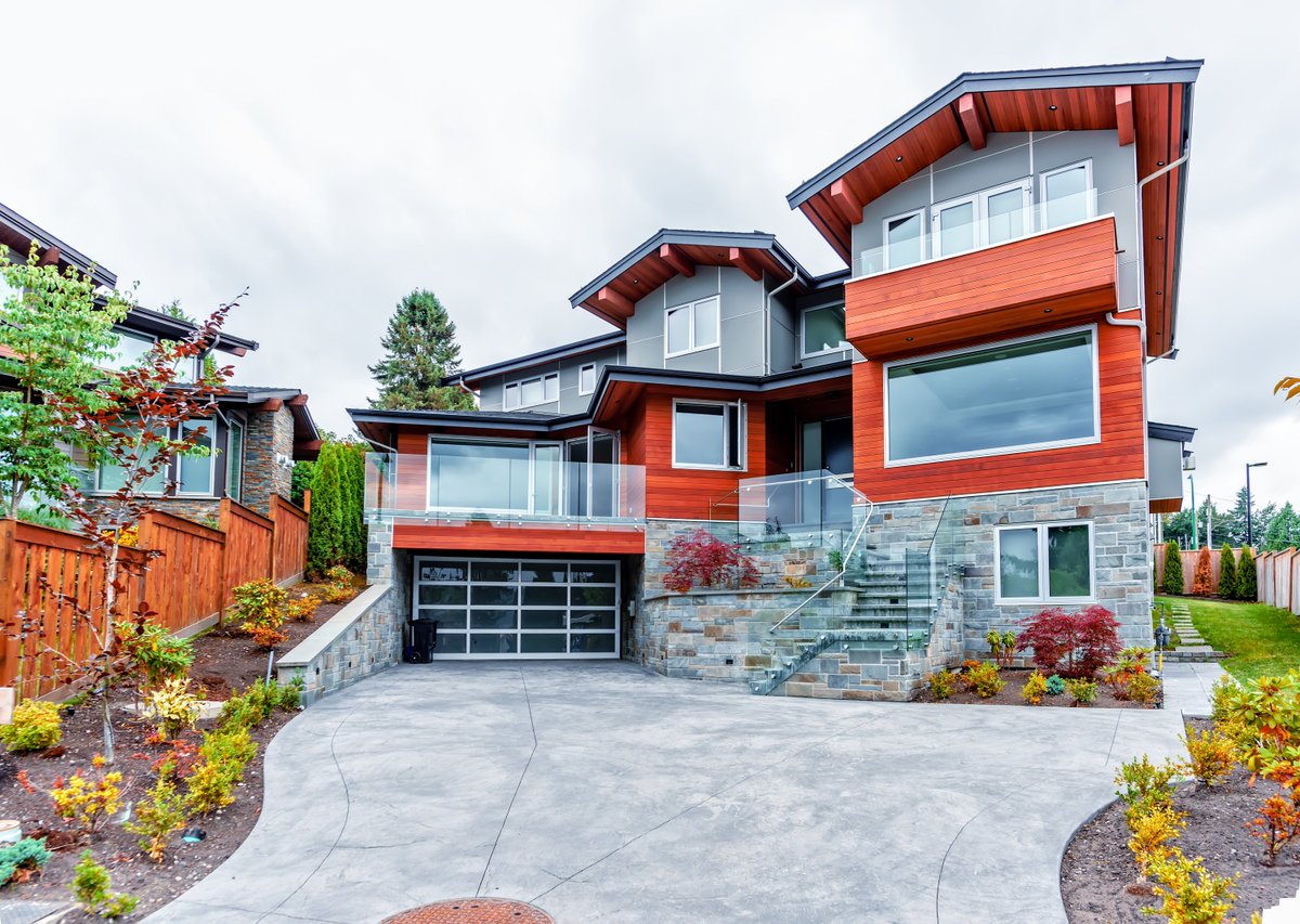 davidupshallins's tweet photo. If you decided not to move in recent years but to extend your property make sure you have the correct insurance cover. https://t.co/LzjUe0sfE3 https://t.co/jqQo64XNyc