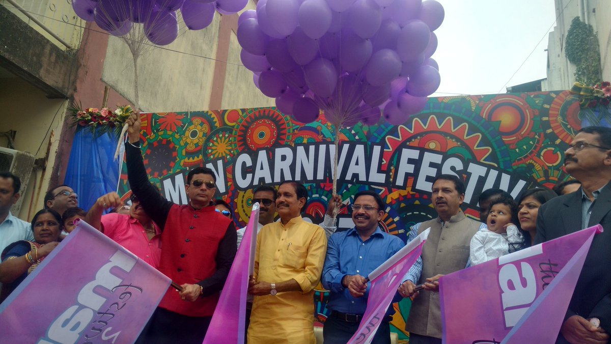 VisitDiu's tweet photo. Flag off ceremony of the Carnival in the
Daman Festival 2017@prafulkpatel @Sajjan95 @PMOIndia @CollectorDaman @VisitDiu @tourism_sil #EventsInDaman #VisitDDnDNH @tourismgoi @incredibleindia https://t.co/X6EVY36nwt