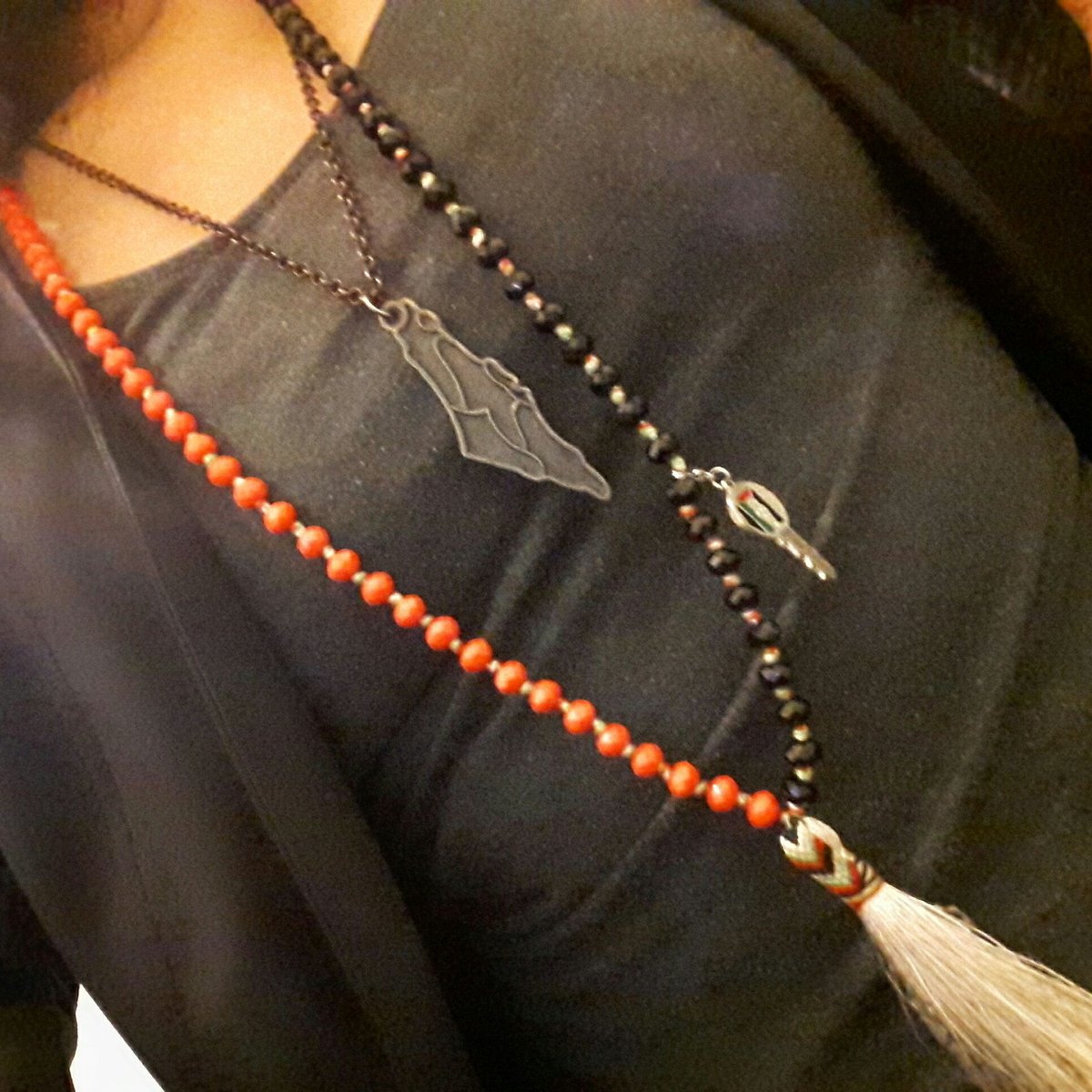 jandiwata's tweet photo. Making my statement while teaching English and Yoga to multinationals around Jakarta. For freedom, love, equal rights, and the right to return home for my Palestinian brothers and sisters. 
#freepalestine #palestine #bds #supportbds #decolonize #nonviolentprotest #ahimsa https://t.co/8i7QwxHAXi