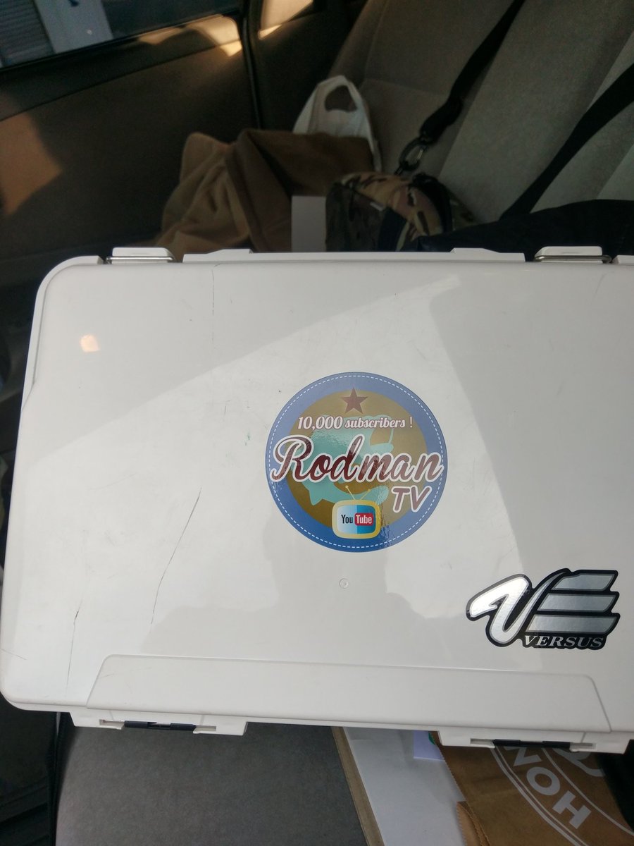 katugami's tweet photo. @rodmandesu 
ステッカー届きましたありがとうございます
早速タックルボックスに貼らせてもらいました
ツイッター初心者やけど届いたかな？心配 https://t.co/GpR9MrnoYP