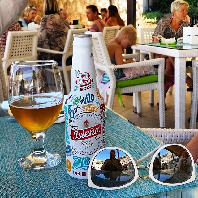 islenabeer's tweet photo. Summer memories ❤️️
 📷: @yunbaek
#Isleña #IbizaBeer https://t.co/RhNhZDjjZJ