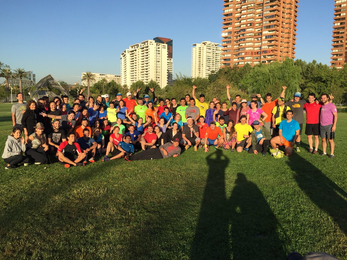 solorunning's tweet photo. Cuando la mañana comienza con #630train 💪🏻💪🏻 #training @thenorthfacecl https://t.co/lggRyM75UJ