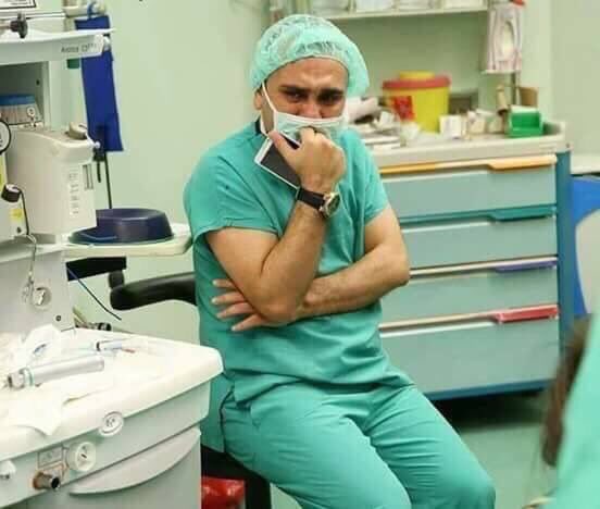 Moath_Abuaysha's tweet photo. المرأة و خاصة "قلب الأم" تضيع فيها
معاني المفردات في وصف من هو فوق 
الإنسانية. تلك القصة أدمعت عيناي 😔 https://t.co/dmtNhiwsTK