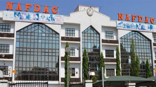 Itz_Youngbee's tweet photo. Blow Whistle When You See Fake Drugs – NAFDAC Tells Nigerians https://t.co/Z7djgRIOpb https://t.co/jZIaLO0ihk