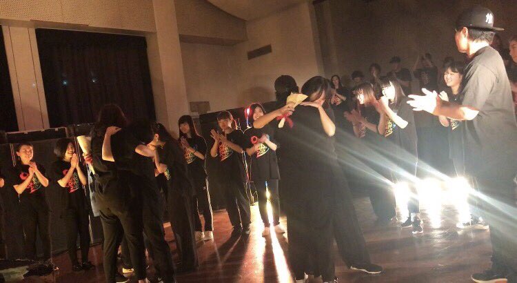 xxx0027's tweet photo. 12祭2日目は沢山のお客さんが観に来てくれました！ありがとうごさいました😌💗
この日をもって3年生14人は引退致しました😢 これまで沢山の応援やサポートありがとうごさいました🙇🏼‍♀️ これからのODCにもご注目の方お願い致します！🌈 https://t.co/g9SpWCLDhJ