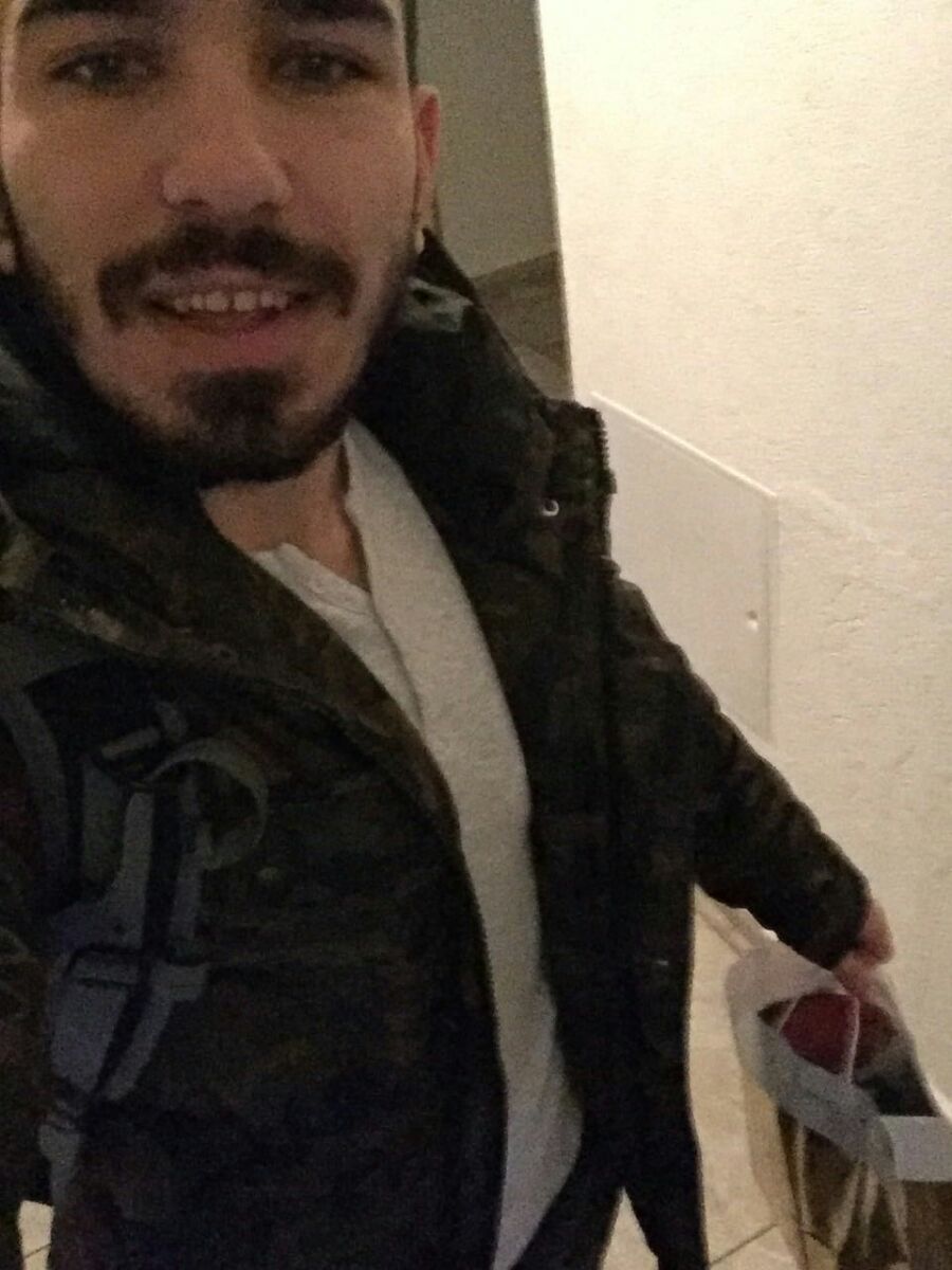 ScottSymbol's tweet photo. #ScottSymbol  #Studio20Live  #ready for work ! 
#GoodMorning, I'm online.
https://t.co/SLg7sqYkbD https://t.co/WvUTewpiwC