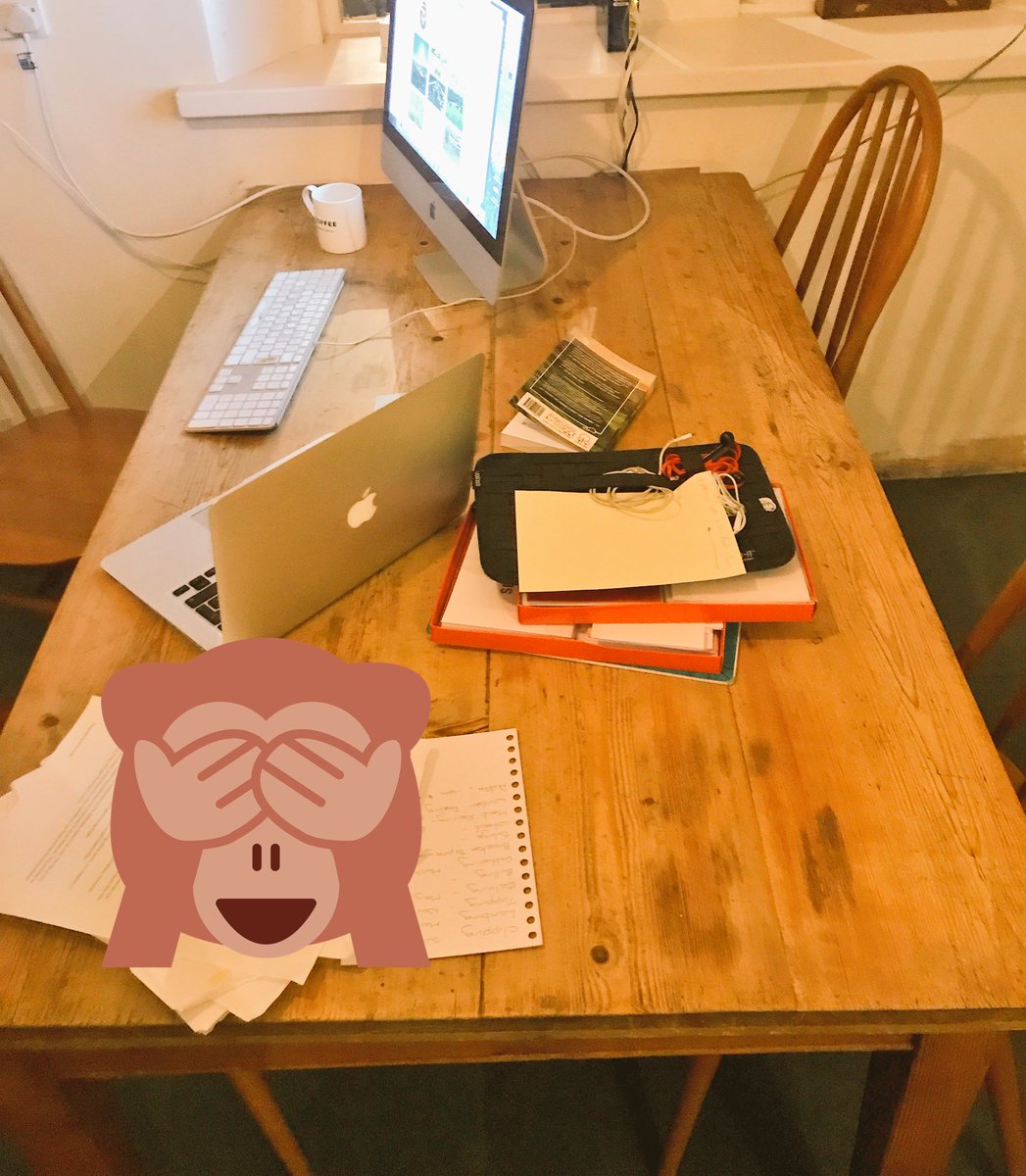 nathanwoodhead's tweet photo. When do the Christmas holidays start?! #work #5amfun https://t.co/jbynD8k9Bd