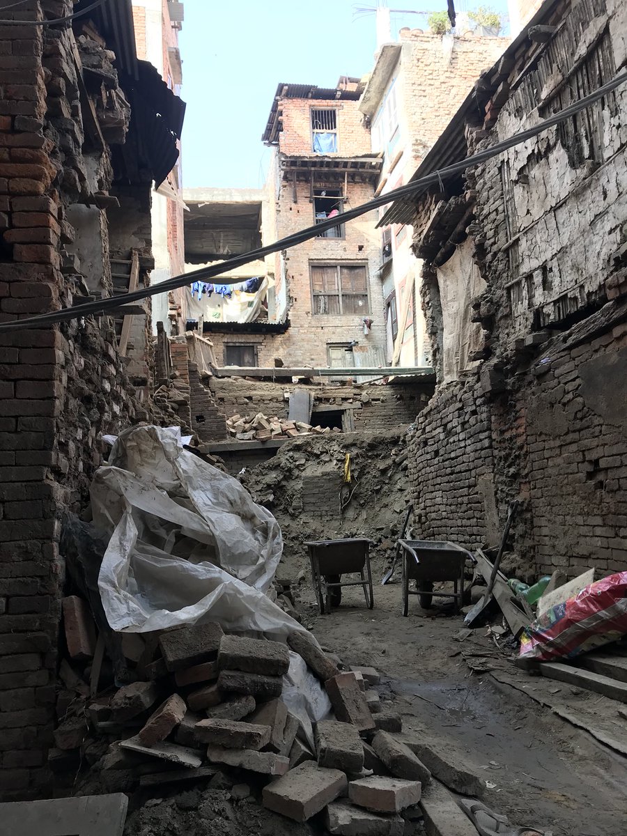 MrDavidBell20's tweet photo. Last day of exploration today, the leaders decided to take us to the Ancient city of Bhaktapur for a look around. We are on the home stretch. Any further tweets will now be in regard to flight times and if anything changes. 
#nepalredteam
#wfclearning https://t.co/kuAjEIWAg5