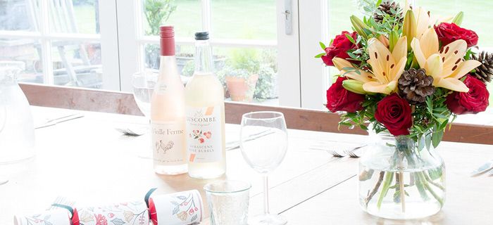 £10 off bouquets over £30 at Blossoming Flowers and Gifts bit.ly/2Btba8O