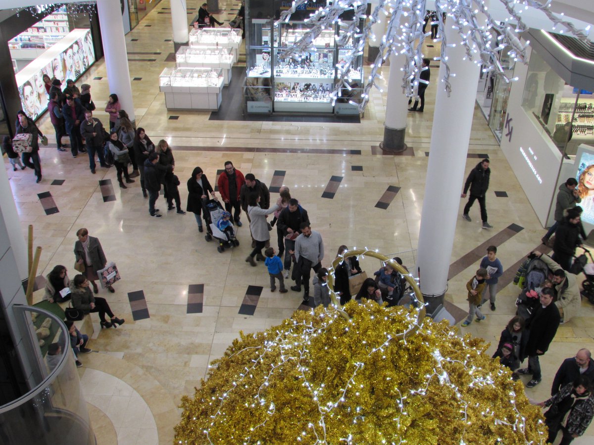 ¡Gran éxito de nuestro Papá Noel! Infórmate de sus horarios aquí goo.gl/FWT1wH