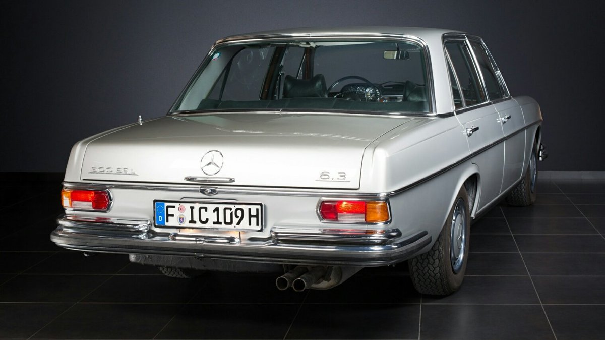 TommyBLondon's tweet photo. #Mercedes 300SEL 6.3 @TommyBLondon @FormulaOneWorld @LienhardRacing @19Edg91 @Bertieschip @FAFBulldog @Snugbucket @Gandalfwasme @Matzke_Marco @Tato1979 @vividcloudofwat @MrKevinAbbott @exitspeed01 @kira_anita @BHPHangar @fokkerdude @jim_knipe https://t.co/vAKIAc8red