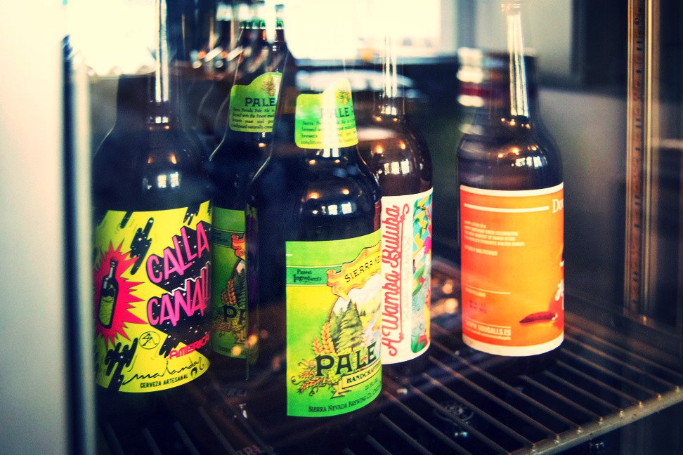 Buenos días. Se nos ocurre un planazo para #Navidad, ¡cata de #cervezas! Si queréis comprar unas cuantas #CervezasArtesanas de calidad pasaos por <a href="/MaquilaBar/">MAQUILA BAR</a> y sorprenderéis a vuestros invitados.