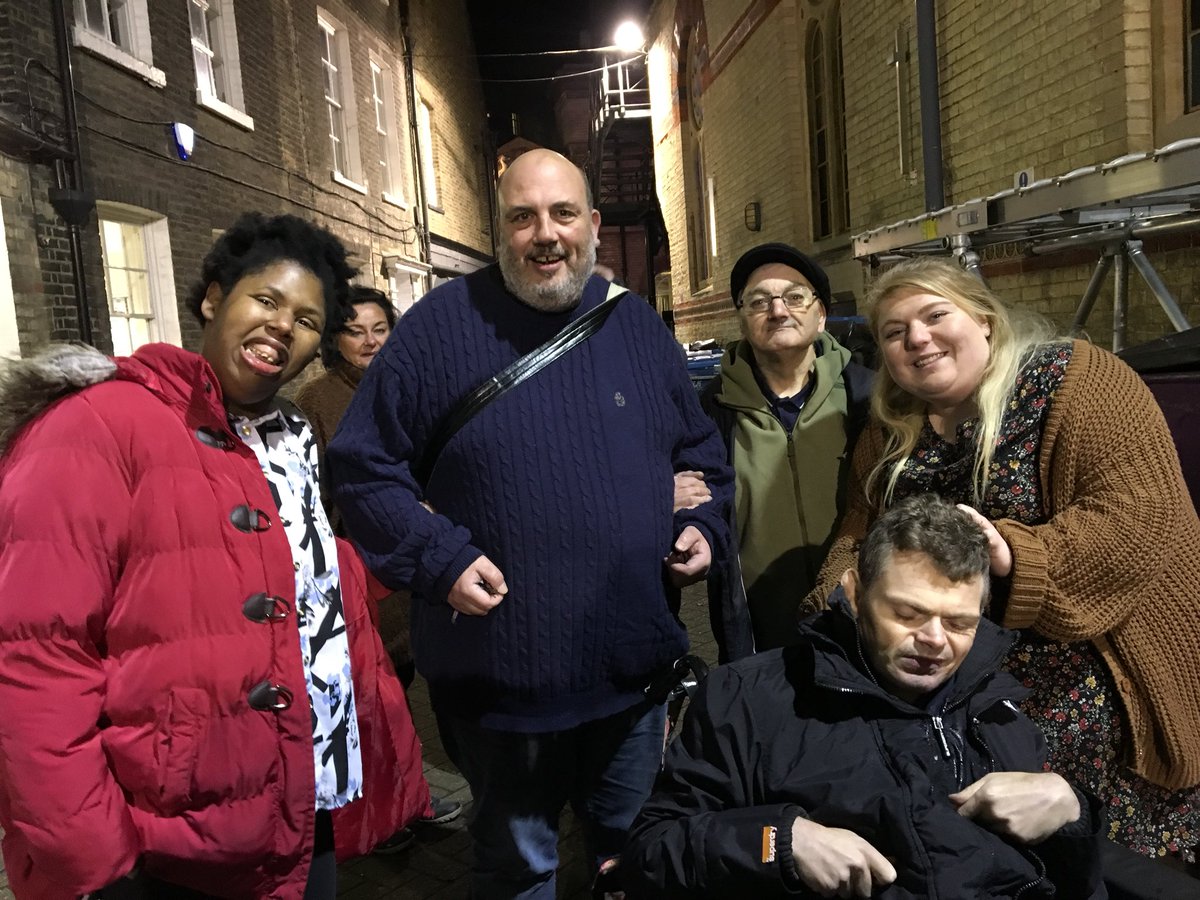 HaileyWarner17's tweet photo. A couple of #selfies whilst we were waiting to go inside 😀 @Hayles992 @AndyKing67 @FryersWalk @FryersWalk1 https://t.co/RgG2HgkhGR
