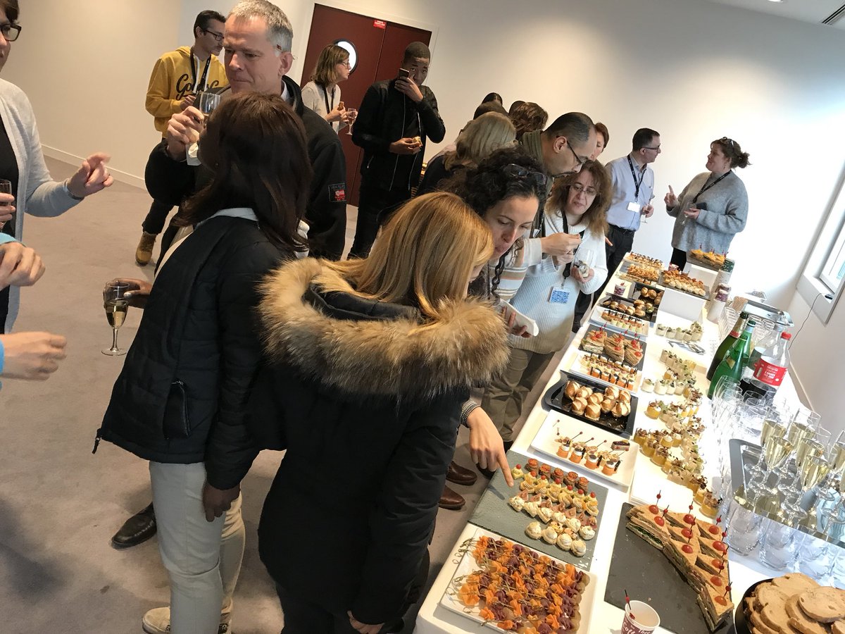 VincentBAPTISTE's tweet photo. C’est parti pour le buffet/cocktail des équipes comptables d’@Elior_France du 24ème étage ! https://t.co/gXB2mW9vYt