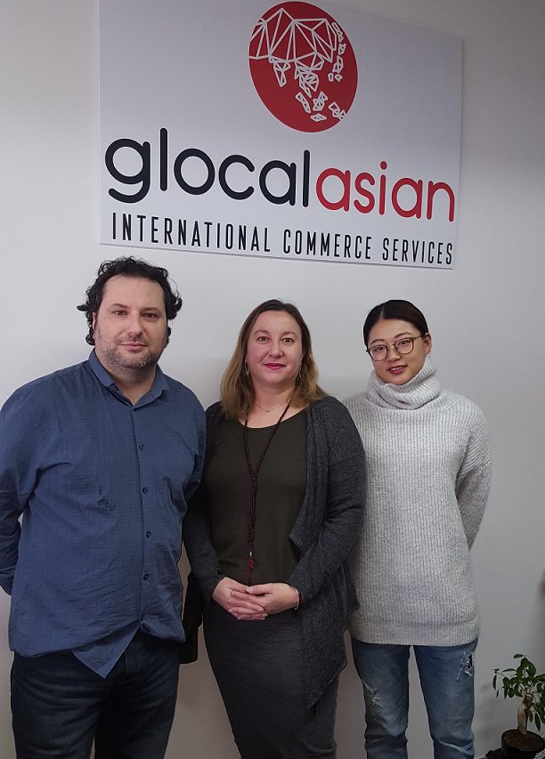 dipusalamanca's tweet photo. Continuamos la visita a los emprendedores 👏👏👏 y hoy lo hacemos por todo lo alto con la empresa ganadora 🏆 del Premio a la Iniciativa Empresarial de 2014 de @dipusalamanca: Glocal Asian C.B. dedicada a servicios de consultoría en comercio internacional y especializada en Asia https://t.co/DPImnK3yn1