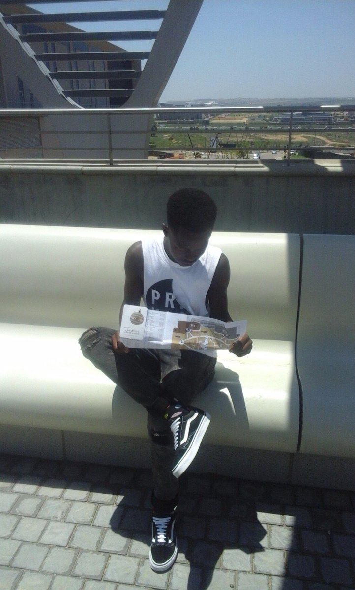 spha_nathi tweet picture
