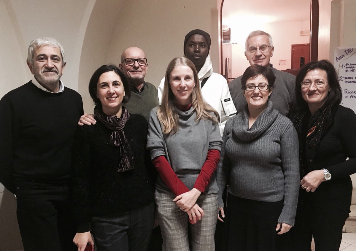 PRIMEItalia's tweet photo. https://t.co/1WuLFw70j6 #BuoneFeste dalla #ScuolaGuida di @PRIMEItalia https://t.co/5Fxj67nZHc