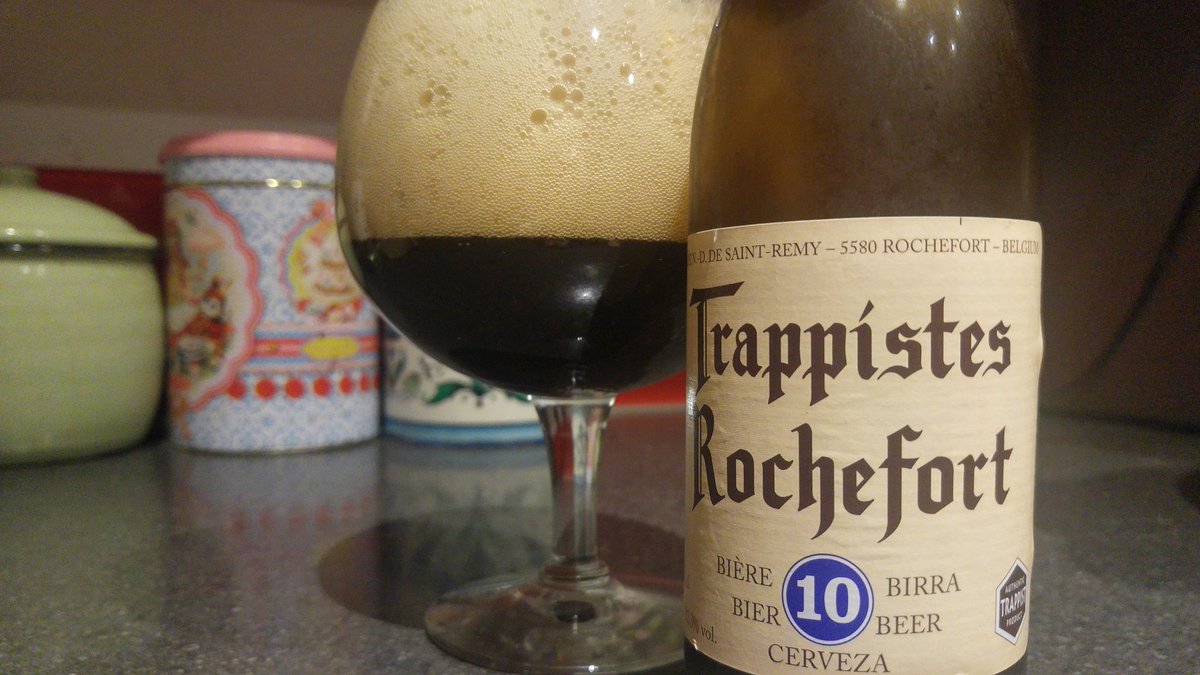 beerandbrew's tweet photo. Rounded off #Christmas Day rehearsals with a #Rochefort 10. It has a very good chance of appearing again in the day itself. #Belgianbeer #Trappistes #Trappist #Trappistbeer #Christmasbeer #Strongbeer #Birra #Cerveca https://t.co/e9uCPOpkYW