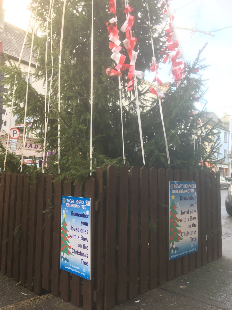 Support the Rotary/Hospice Remembrance Tree today🎄✨#loveChristmasinClonmel @clonmelhospicesupportgroup