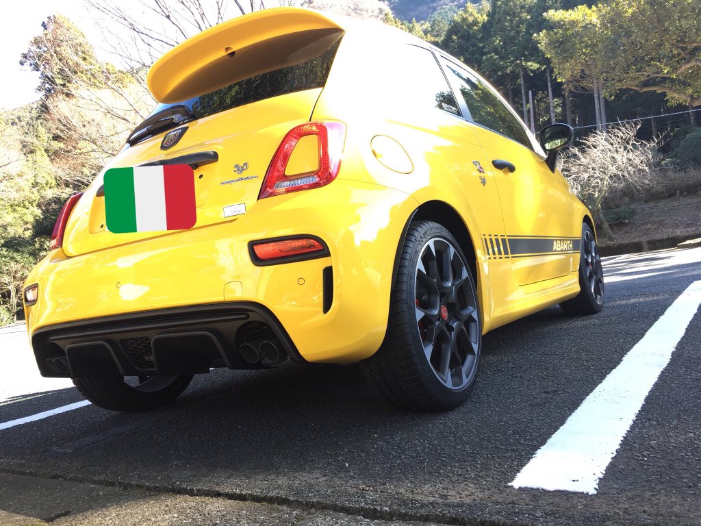 norahide3079's tweet photo. アバルト595コンペティツォーネついに納車！！

２０歳にして惚れて買ってしまった！
これから大事に乗っていきたいと思います

アバルト仲間出来たらと思っています‼️よろしくお願いします

#相棒アバルト
#アバルト https://t.co/DFjFUkhiQq