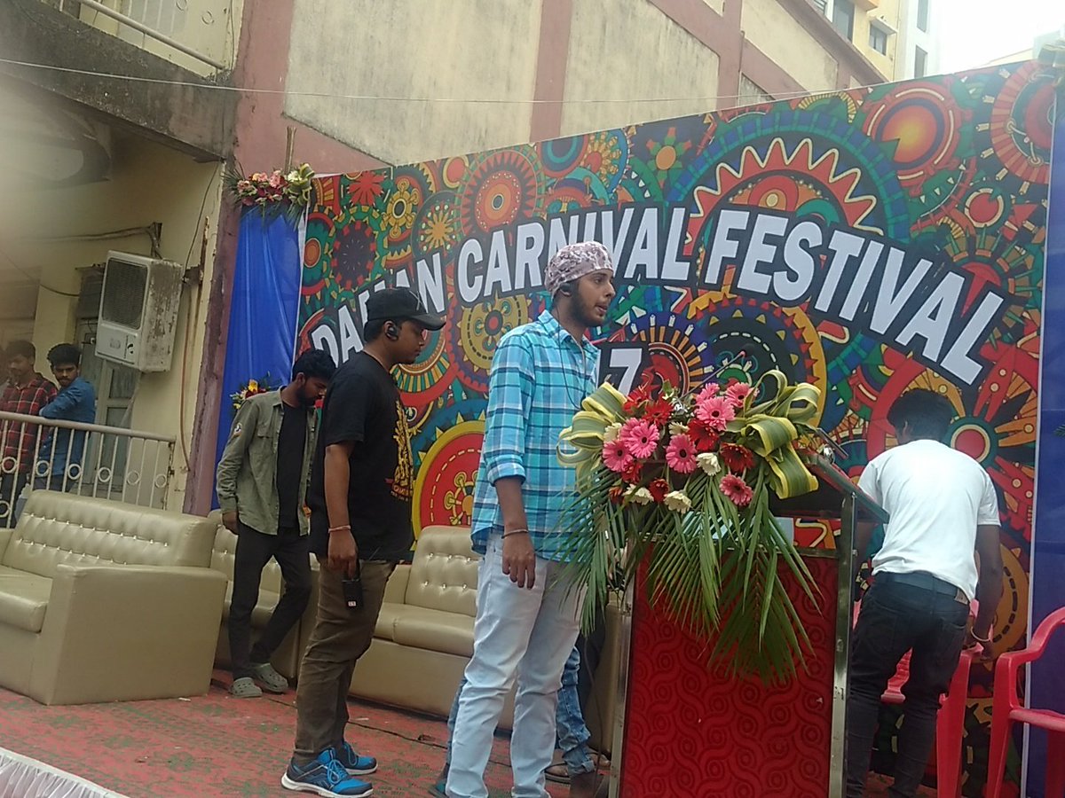visitdnhdd's tweet photo. Decorations for the Carnival in Daman Festival 2017. https://t.co/z582PHmpej