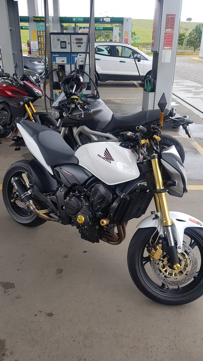 BOM DIA PESSOALL.

E AONDE TEM ENCRENCA DE MT-09 A HORNET ESTÁ ENFIADA...

LOGO COM UMA MT-09 E UMA MT-09 TRACER..
AMBAS REMAPEADAS..

SE SEM REMAPEAR JAH ESTAVA OSSO.... REMAPEANDO O BAGULHO FICOU LOUCO KKKK

UMA EXCELENTE TERÇA-FEIRA DA HORNET A TODOS

FIQUEM COM DEUS

FUIIII