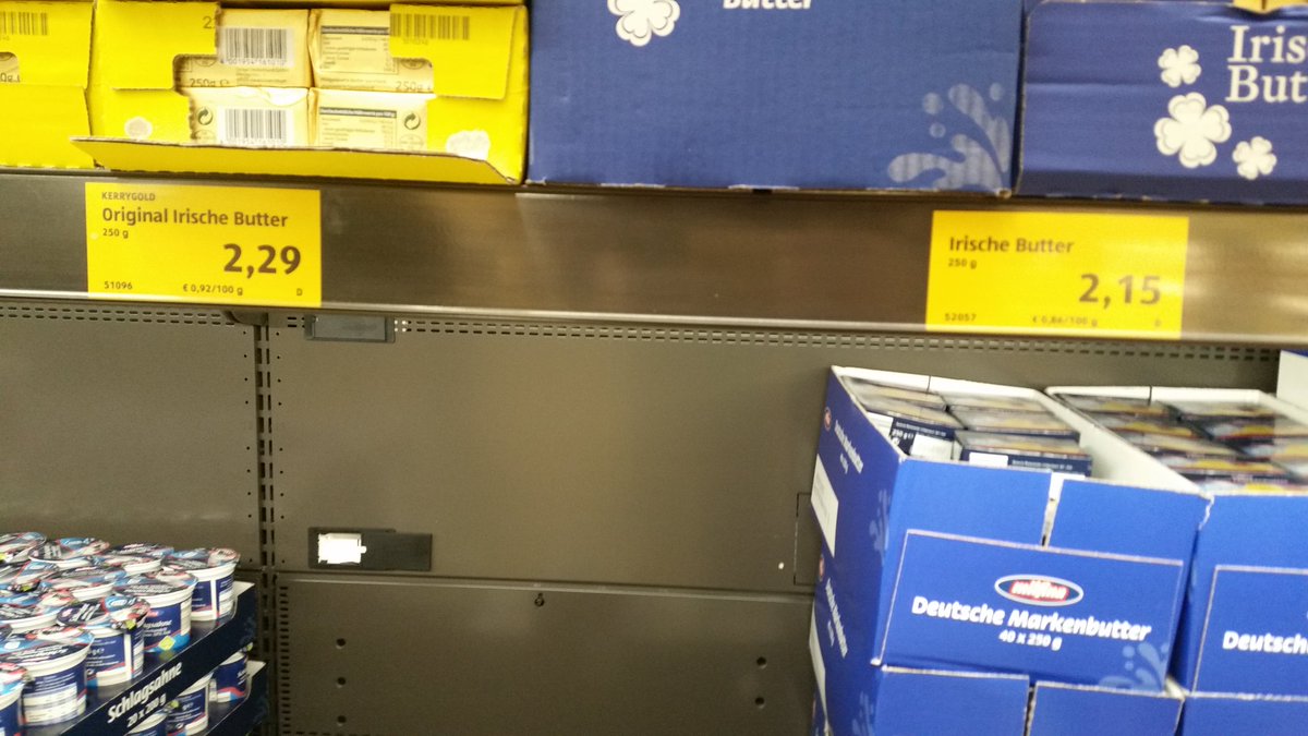 colmtoleary's tweet photo. Aldi in Munich, Germany selling a generic "Irish butter" alongside Kerrygold. 14c/100g cheaper.
€1400/tonne cheaper? 
I wonder which co-op is selling this and how the costs/revenues breakdown. https://t.co/F9m9lNxqd6