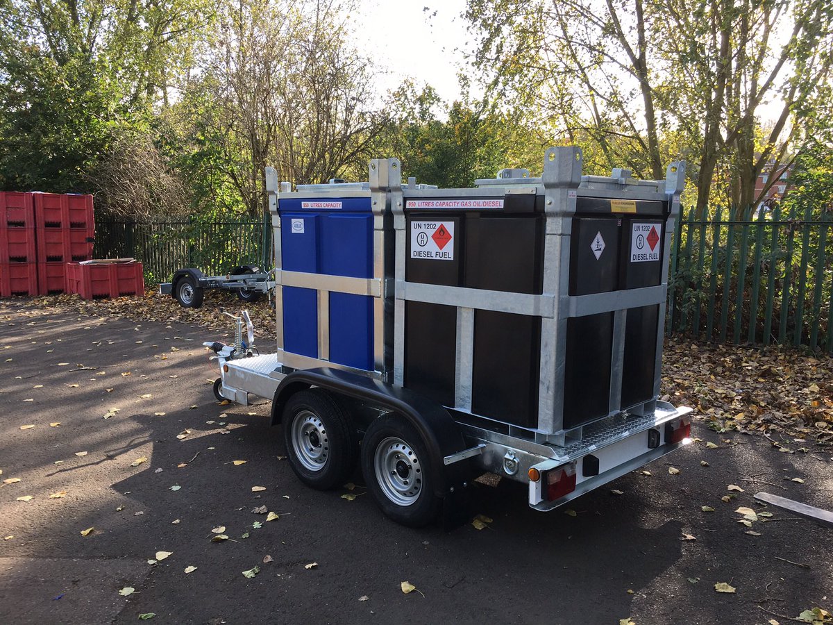 trailerengineer's tweet photo. Enquire about our #Polycube range at https://t.co/rF7QztZsk2
Also available with a 3000kg #flatbed #trailer

#planthire #adblue #diesel #jeta1 #oil #equipmenthire #fuelcube #fueltrailer #eventhire #generatorfuel #generatorhire #fuel #construction #agriculture #infrastructure https://t.co/uh8qQKnKk8