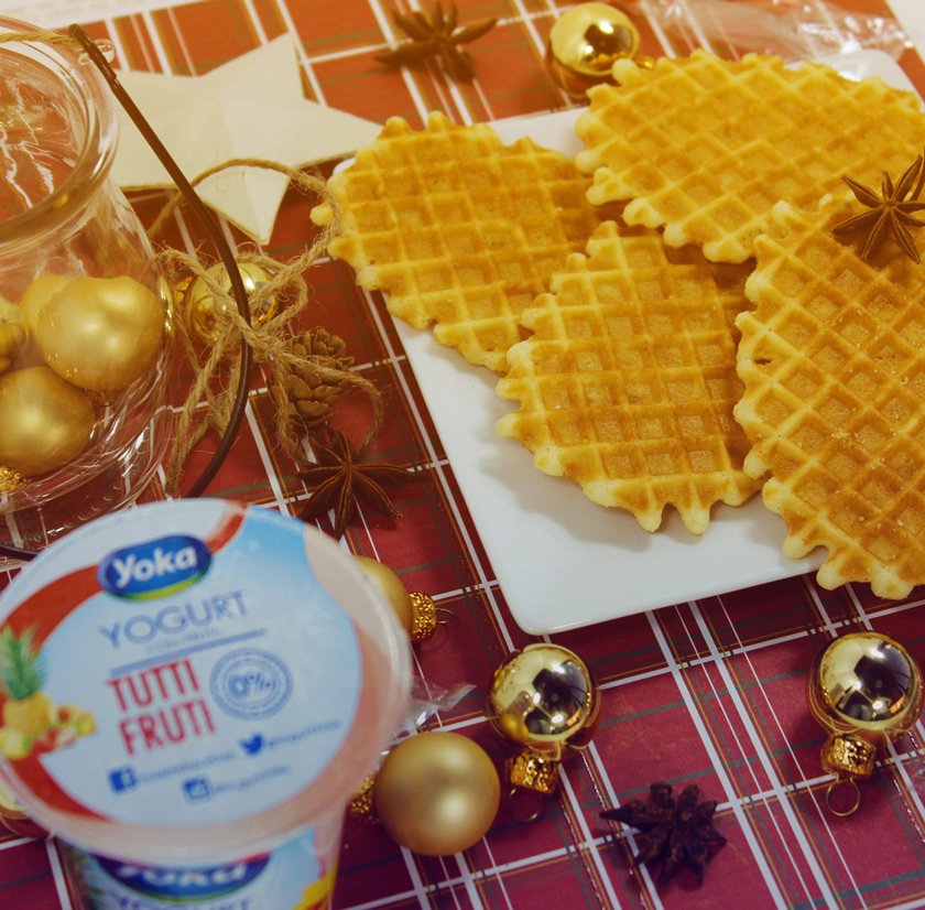 YogurtYoka's tweet photo. Navidad, Navidad, rica Navidad. 😌 🎶 ¿Qué te parece merendar con Waffles y tu Yoka favorito? https://t.co/2YrP8jNYwt