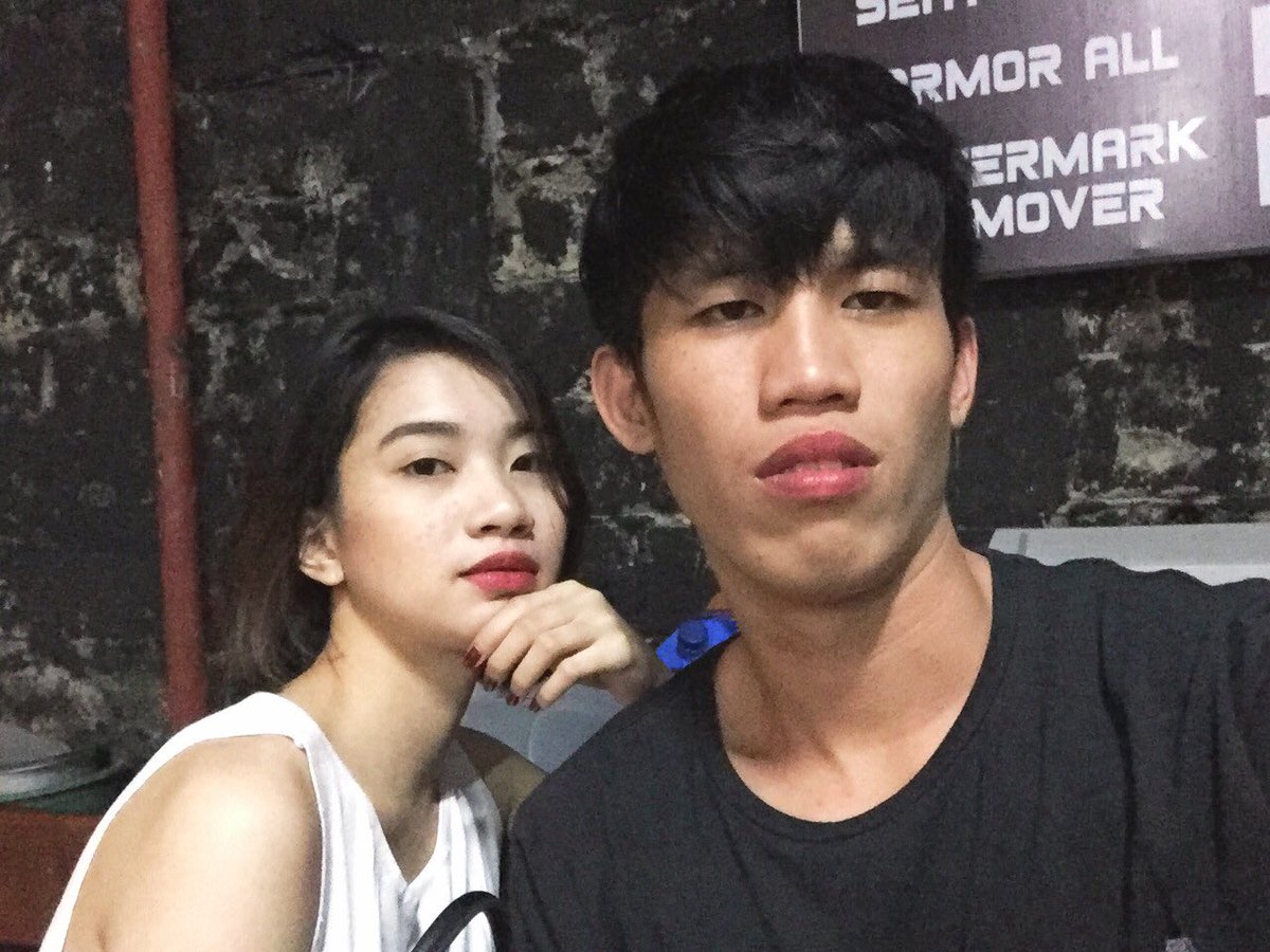 vvienaaa's tweet photo. my happy pill ☺️💛 https://t.co/UlkFxmyBNG