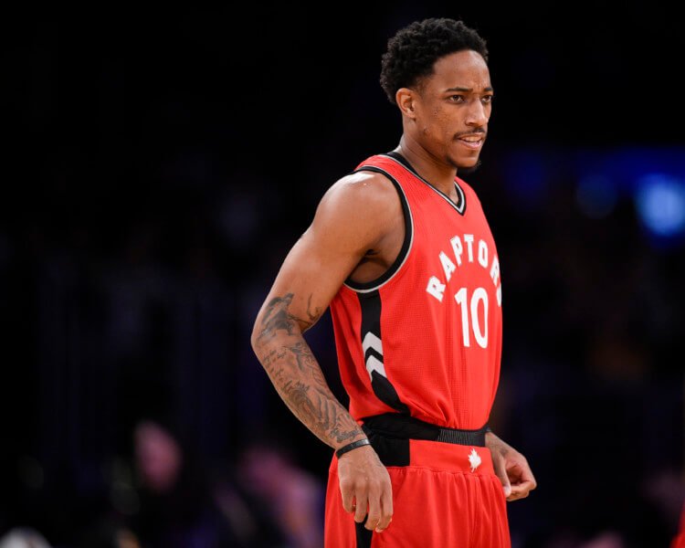 WeTheNorth__'s tweet photo. DeMar DeRozan has been named Eastern Conference Player of the week. He averaged 34.0 PPG, 4.0 APG, 57% FG, 13/20 from 3.
Sounds like an All Star to me

RT to vote him in!
#NBAVote
#WeTheNorth https://t.co/4KSWgroBcS