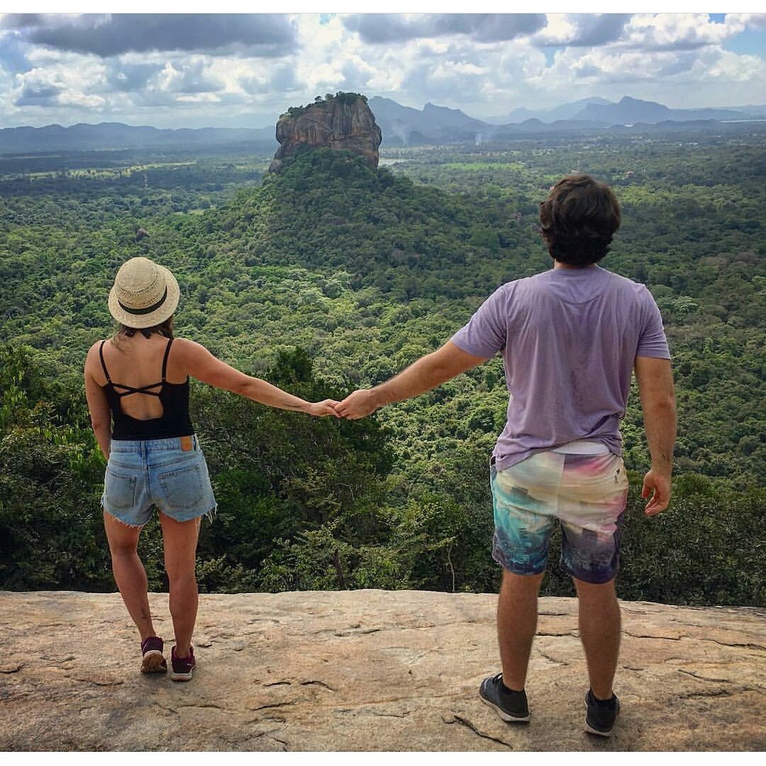 Srilankatour2's tweet photo. #WelcomeTo #srilanka
Dont miss it ..! Travel To " Sri Lanka "
Talk with us by whatsapp or viber +940774834295
#srilankantours
#bambeenu_travel_srilanka
All this nature 🙏🏻🌱🌴
#ninearchesbridge #ella #srilanka #hike #trekking #mountains #earlymornings #truenature #nature #travel https://t.co/Pd0ZrbFVvE