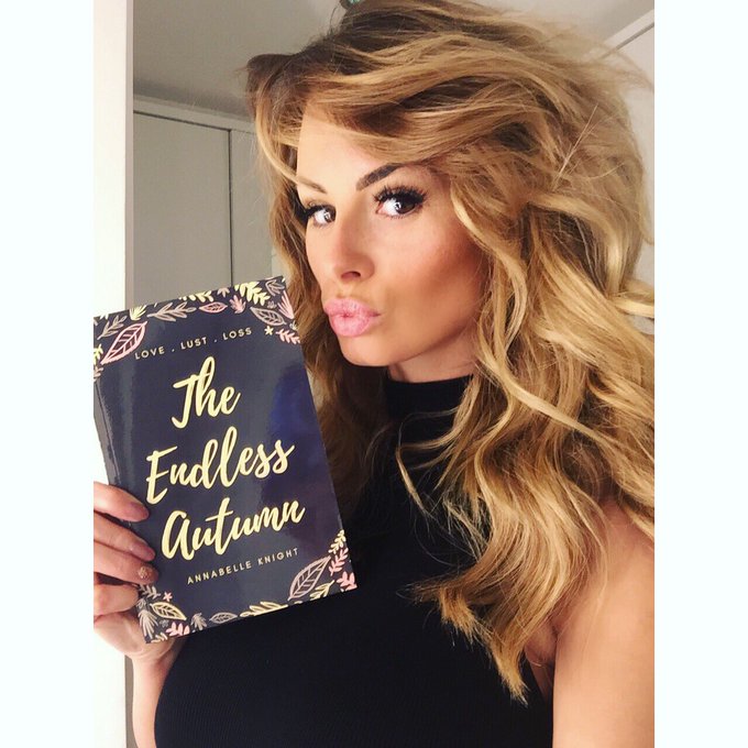 Watch Rhian Sugden's leaked NSFW photo on TwXstars