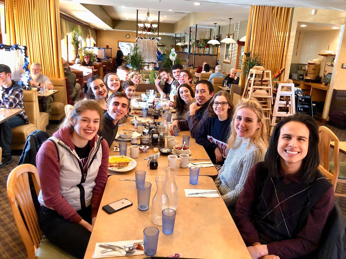 JokinglyJosie's tweet image. 4 years of #SKvsFallon