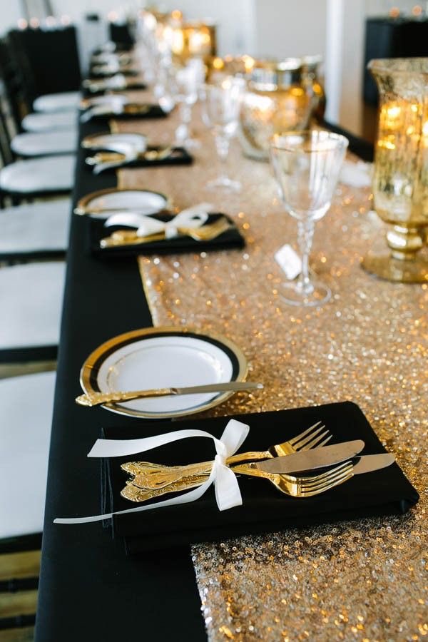 jaydeeeventscda's tweet photo. Planning a New Year’s Eve event?  Whether it’s a quiet dinner party or rowdy get-together with friends, you can’t go wrong with classic black, gold and white decor https://t.co/bqIuxRcTSS