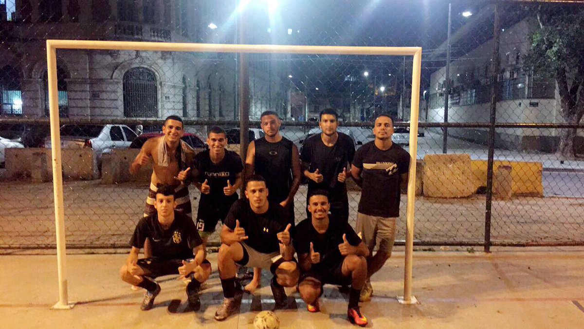 SaudeFc's tweet photo. No fim do ano passado, essa foi a equipe vencedora.
#TeamRaone https://t.co/FOiLEnUAhw