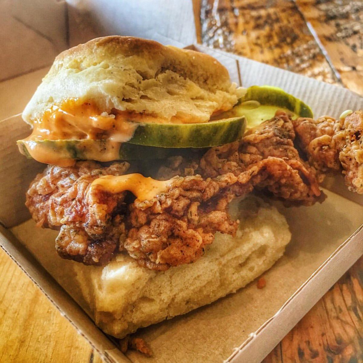 LeghornChicken's tweet photo. Listen closely and you can almost hear the crunch...

photo: @deepmunchcrew https://t.co/IGfPWIesjX