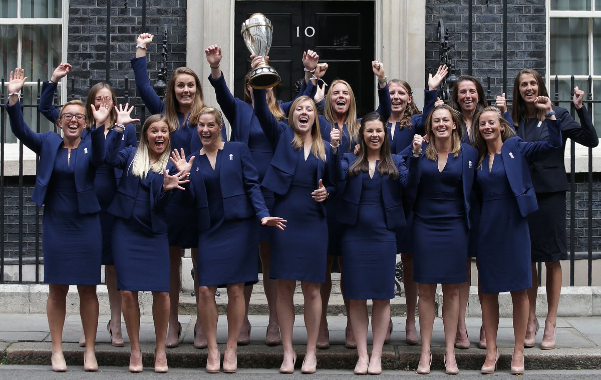 BBCSport's tweet photo. 🏆 Cricket World Cup winners 
🏆 Six Nations
🥇 And more gold medals 

It's been quite a year for female athletes in the UK. 

➡ https://t.co/qgT5Ddp82V https://t.co/jURM6j1Rhr