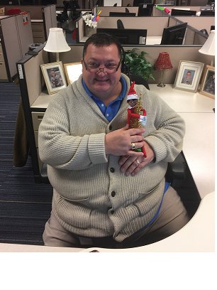 EvelynRnTX's tweet photo. Even though @HarrisKortne is on vacation, the #elfcam is back in action for 12/22 sales, Here we have Troy, earning the #leadelf for a third time in December! Way to go Troy!! #waytogo #yourock #LifeAtAtt #performancematters @DMDRrichardson @TonySmith4ATT @Team_D #TUGGLENATION https://t.co/red0W0z0FJ