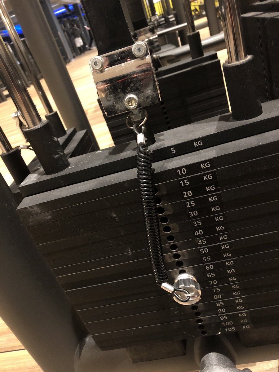 eusans's tweet photo. Trainieren 🏋️‍♀️ https://t.co/Sebx9FePOW